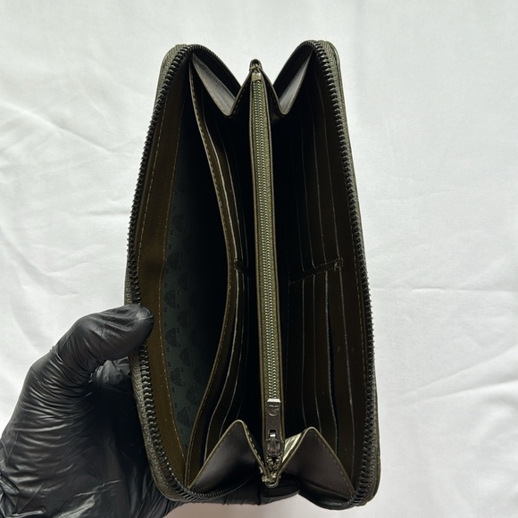 Green ostrich leather wallet - Picture 3 of 8